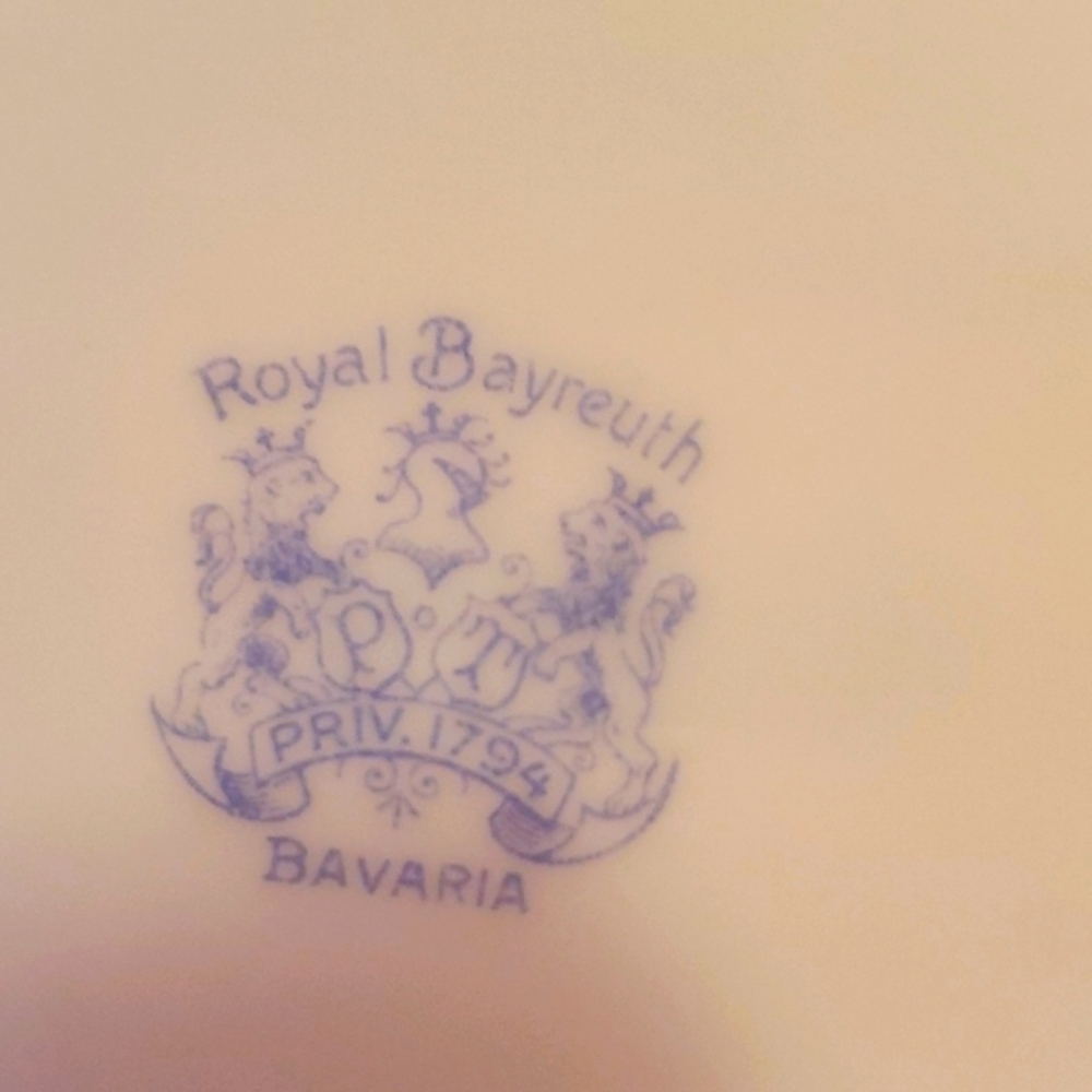 Vintage Royal Bayreuth Bowl - Picture 4 of 8